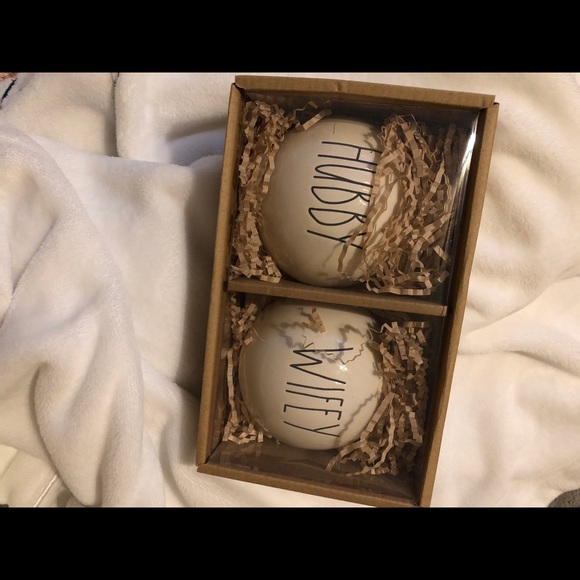 Rae Dunn Accessories - 👩‍❤️‍👨Rae Dunn Ceramic Ornament “ Wifey Hubby “